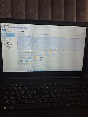 hp notebook fiyatları: HP noutbuk Xüsusiyyətlər: - Ekran: 15.6" (təxmini), mat panel - — 1