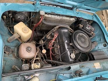 vaz 2107 oturacaqlari: Lada 2107 sedan - Kuzov: 4 qapılı sedan, mavi rəng - Mühərrik — 7