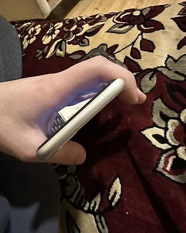 iphone 11 ekran sekilleri: IPhone 11, Ağ, Face ID — 3