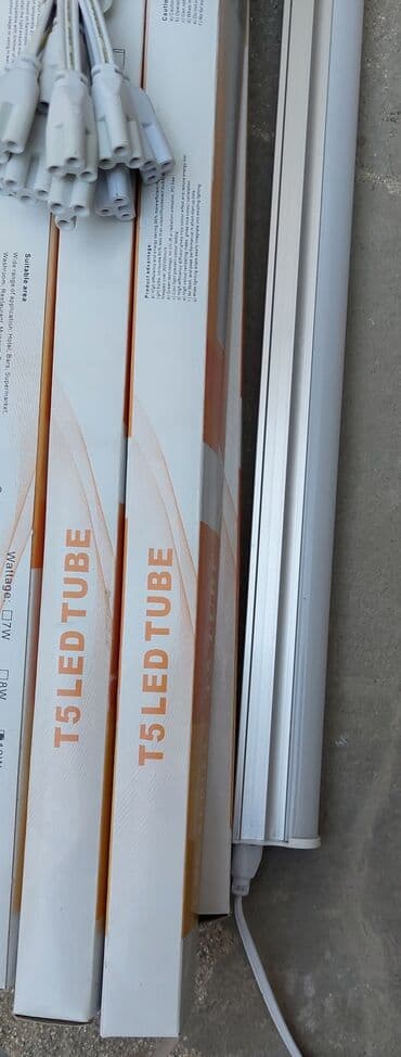 gecə işıqları (noçnik): Philips lampalari uzun ve godek var.
tezedi. Hamsini alana 60azn sonu — 4