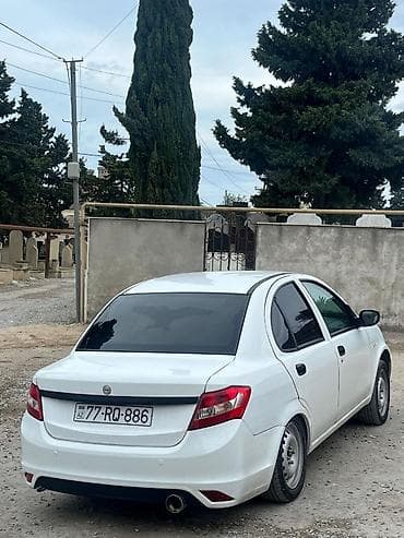 opel astra dizel: Saturn : 1.5 l | 2020 il 155000 km Sedan — 4