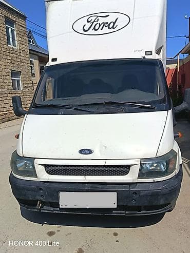 Ford Transit: 2.4 l | 2004 il 500000 km Universal