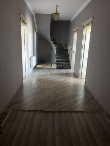 дом на колёсах: 7 комнат, 180 м², Нет кредита, Средний ремонт — 3