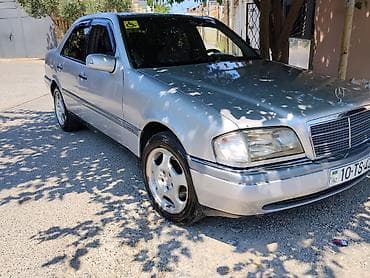 mercedes e class: Mercedes-Benz C-Sinfi (W202) sedan - Gümüşü rəng, 4 qapı, arxa — 7