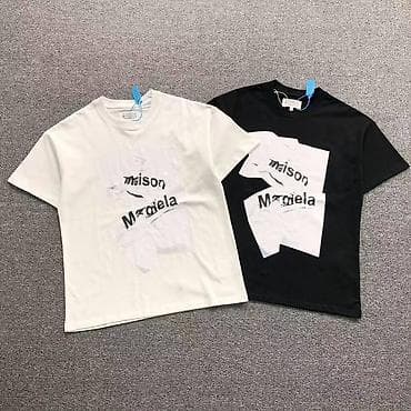 Aksesuarlar: Maison Margiela qısaqol t-shirt kolleksiyası - Model: Maison Margiela — 3