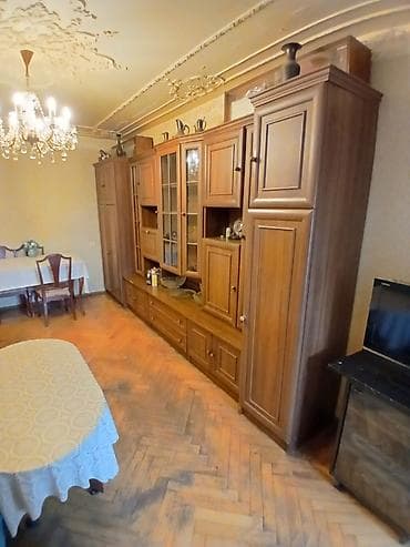 lazer kiraye: Nizami metrosuna yaxin bina evi 5/2 mertebesi 1 otaqdan 2 duzelme — 2