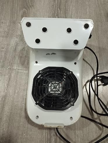 Təmizlik xidmətləri: Manikür üçün tozsoran . Yaxşı vəziyyətdədir. 15 azn — 2