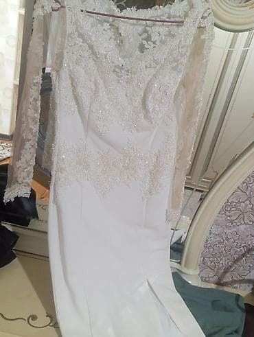 Свадебные платья и аксессуары: Ağ rəngli gəlinlik - Model: zərif, bədənə oturan siluet, alt hissədə — 1