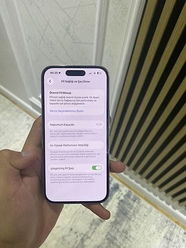 apple 12işlenmi: IPhone 14 Pro, 128 GB, Matte Gold, Barmaq izi, Simsiz şarj, Face ID — 3