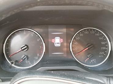 sprinter oturacaq: Toyota RAV4 salonu və paneli - Model: Toyota RAV4 (son nəsil interyer — 4