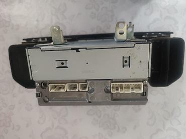 passat b5 motor: Toyota orijinal multimedia/radiosu (inteqrə edilmiş mərkəzi panel və — 2