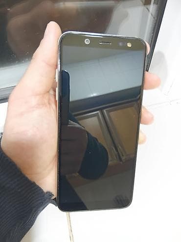 iphone telefonlar ucuz: Samsung Galaxy A6, 32 GB, rəng - Qızılı, Sensor, Barmaq izi — 2