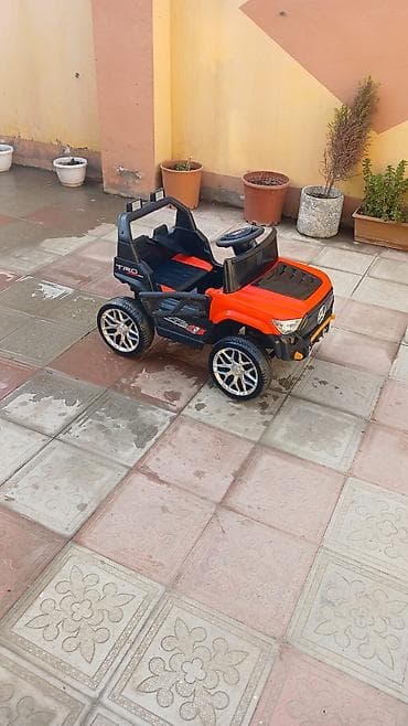 a class makasin: Uşaqlar üçün elektrikli miniatür maşın – off-road tipli jeep — 1