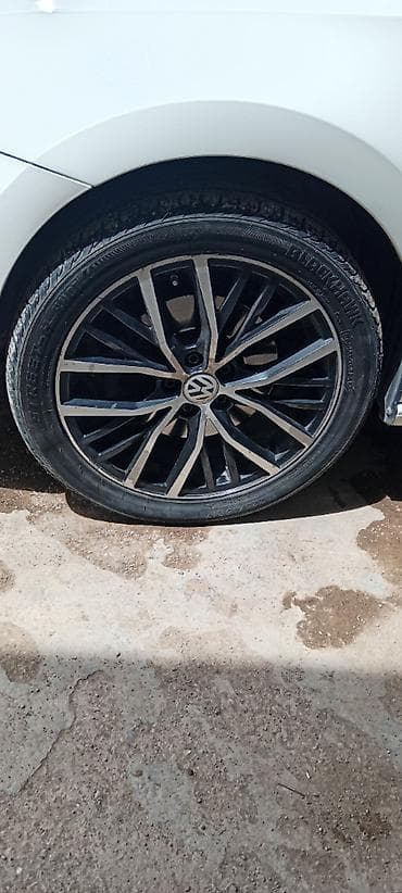 disk ve teker type 1: R17 volkswagen polo diskləri. 5 bolt 100mm-lik. Çatı, qırığı və — 3