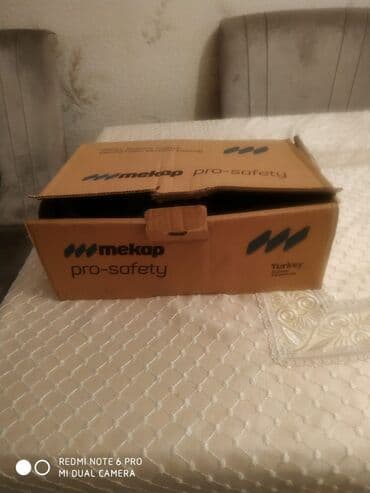 is elanlari tikinti: Türkiyədən alınıb, təmiz dəridi,brentdi, ölçüsü 41, Təzədi. Firma - — 6