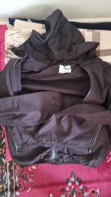 jordan jaket: Kişi üst geyimləri dəsti - Yaşıl kapüşonlu yüngül jaket: tam ön — 5