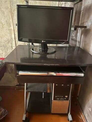 Kompüter və noutbuk aksesuarları: LG brendindən olan bu kompüter monitoru minimal dizaynı ilə istənilən — 3