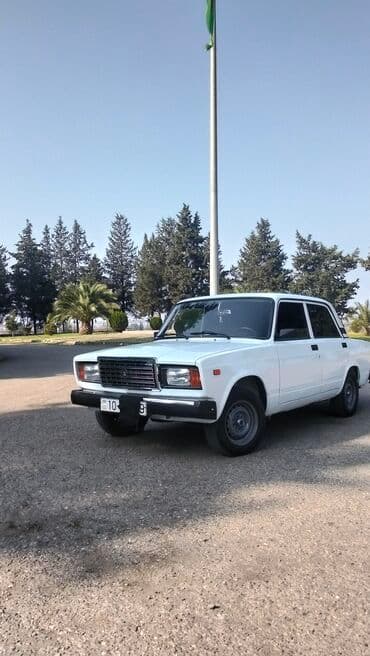 avtomobil cexolları: VAZ (LADA) 2107: 1.6 l | 2007 il 154782 km Sedan — 9
