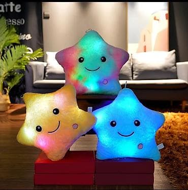 Dekorativ Yeni Sadə Yastıq, Ünvandan götürmə