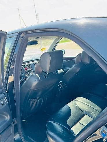 бампер для мерседес 124: Mercedes-Benz 240: 2.4 л | 1998 г. Седан — 2