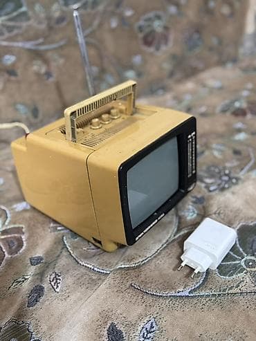 sezam az televizor: Elektronika 409A portativ TV-radio Retro dizaynlı, daşına bilən sovet — 1