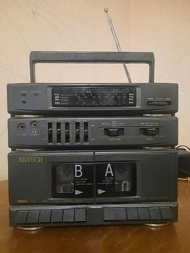 Qulaqcıqlar: Artech maqnitafon, işlək deyil — 1