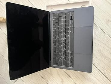studio mikrofon: Apple MacBook Air (qutusu və aksesuarları ilə) 16 RAM 512 GB — 2