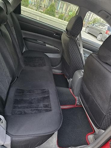 bmw e 39: Toyota Prius (2-ci nəsil) hibrid hetçbek - Rəng: qırmızı - Kuzov: 5 — 4