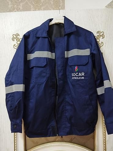 Kurtka təzə geyinilməyib 40L razmer