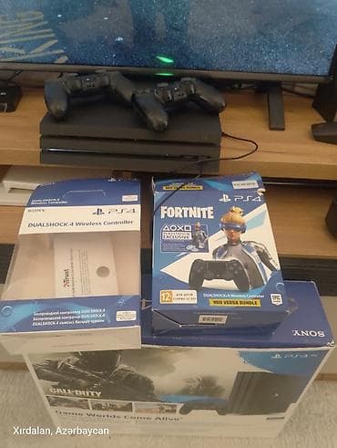 3 d panel: Sony PlayStation 4 Pro 1TB (yalnız ev şəraitində istifadə olunub. 2 — 2