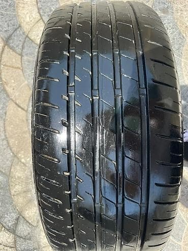kalpak disk: Mercedes üçün 225/50R17 ölçülü təkərlər disklərlə birlikdə. Disklər — 3