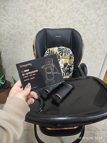 Məktəb çantaları: Uşaq yemək masası Qiymet 70 man 300azn alınıb Yenidir heç istifadə — 1