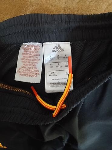 Uşaq geyimi və ayaqqabıları: Adidas F50 uşaq idman sortiki Tezedi 20m icinde astarliq var usagim — 2