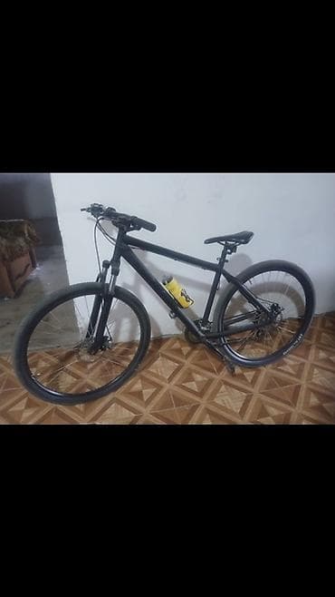 Şəhər və yüngül off-road üçün dağ velosipedi - Rəng: mat qara -