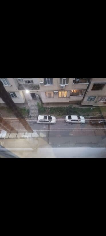 Otaqlar: Mənzil Abşeron Gənclər şəhərciyindədir. Əşyasız verilir və yalnız — 4