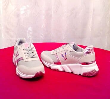 campus ayakkabı qiymeti: Ölçü: 39, Yeni — 4