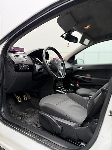 elektrikli moped: Opel Astra H Caravan (Universal), ağ rəng Texniki xüsusiyyətlər və — 8