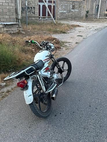 Salam moto təcili olaraq satılır heç bir prablemi yoxdu ətraflı — 4