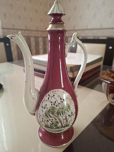 Sovet dövrü farfor qrafin (antik stil) Satılır sovet istehsalı