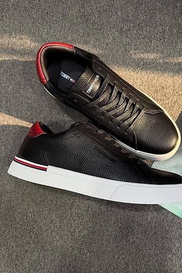 Səndəl və şəp-şüplər: Tommy Hilfiger kişi krossovkasi yenidir ünvan buzovna — 2