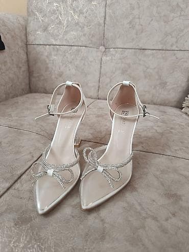 Ölçü: 37, rəng - Bej, Yeni