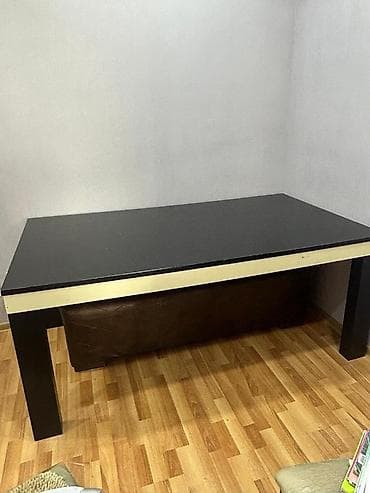 laminant: Stul yoxdu tekce stoldu.Olcusu bagli eni 1 metr uzunlugu 2 — 2