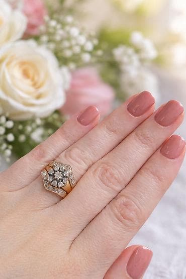 Nişan, Üzük, Sarı qızıl, Brilyant