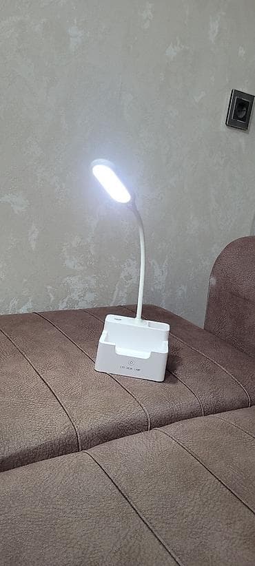 Şəkli sola cevirin zaryadka ilədə işləyir telefonuda zaryadkaya qoymaq — 6