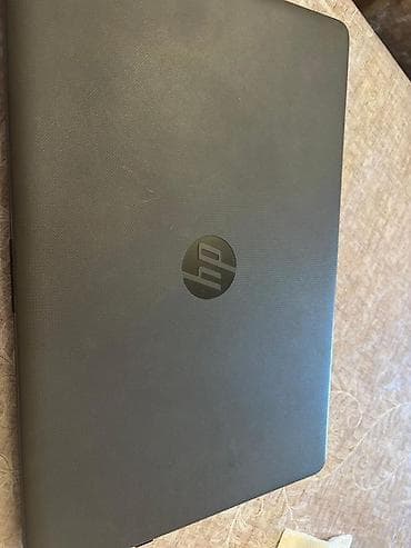 Masaüstü kompüterlər və iş stansiyaları: Ucuz qiymətə, tam işlək HP 250 G6 noutbuk Prosessor: Intel Core — 2