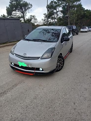 az avto: Toyota Prius (2-ci nəsil) – hibrid hetçbek Xüsusiyyətlər və təchizat — 4
