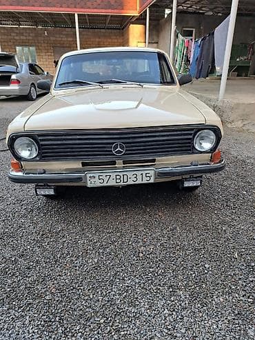 melber disk satilir: Model: GAZ Volga (sedan) Xüsusiyyətlər: - Klasik bej rəngli kuzov — 1