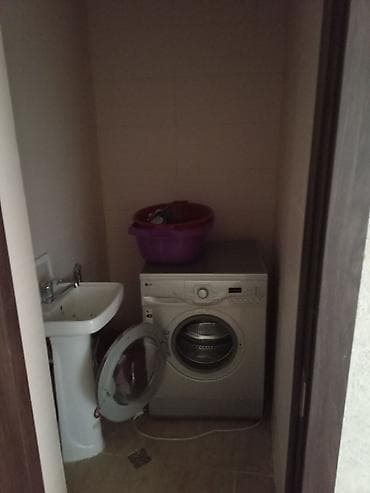 Mehemmedli dairesin yani yeni tikili bina. 9/8 radnoy iki otaq qaz — 6