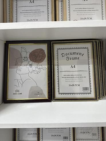 Çərçivə А4 (21 x 29.7 sm)