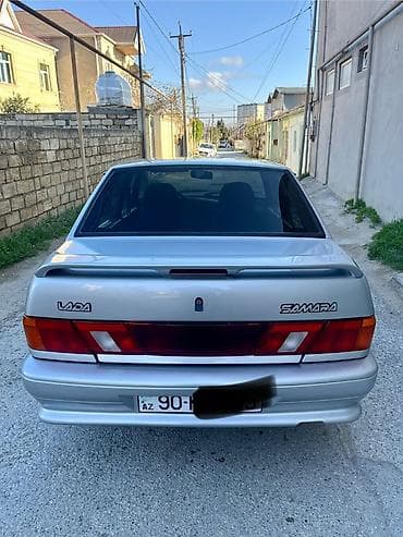 şüşe: Lada Samara sedan, gümüşü rəng. - Kuzov: 4 qapı, ön və arxa bamperlər — 3